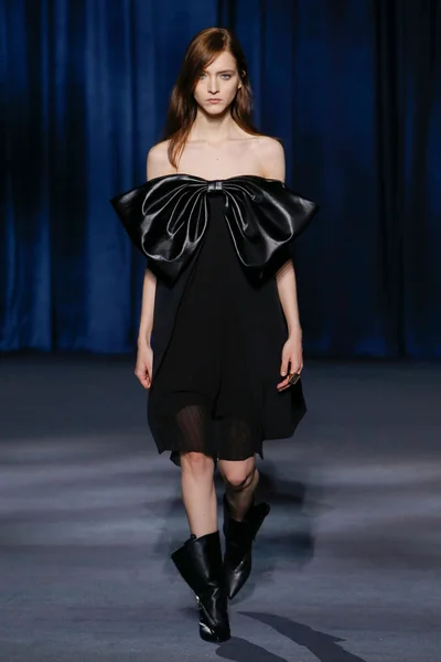 Look 54